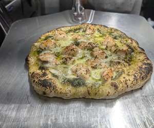 Pesto Chix Pizza